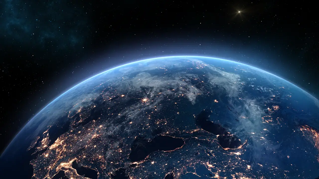 La Terra vista dallo spazio, di notte, con le luci delle città